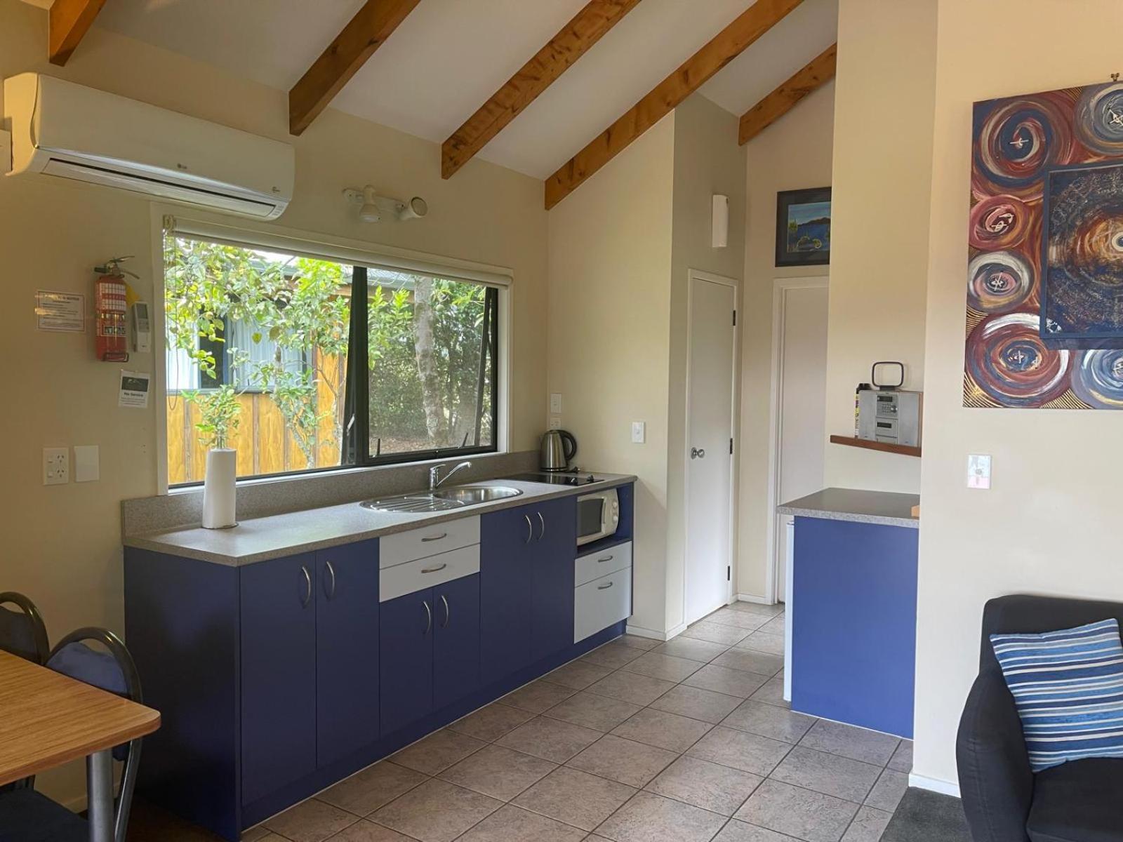 Kerigold Secluded Chalets Motel Kerikeri Bagian luar foto